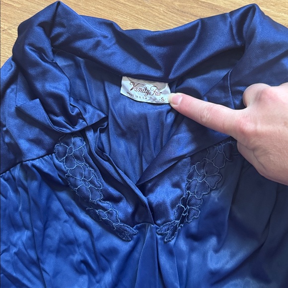Vintage Vanity Fair Blue Nylon Button Robe/Nightgown - Picture 1 of 7
